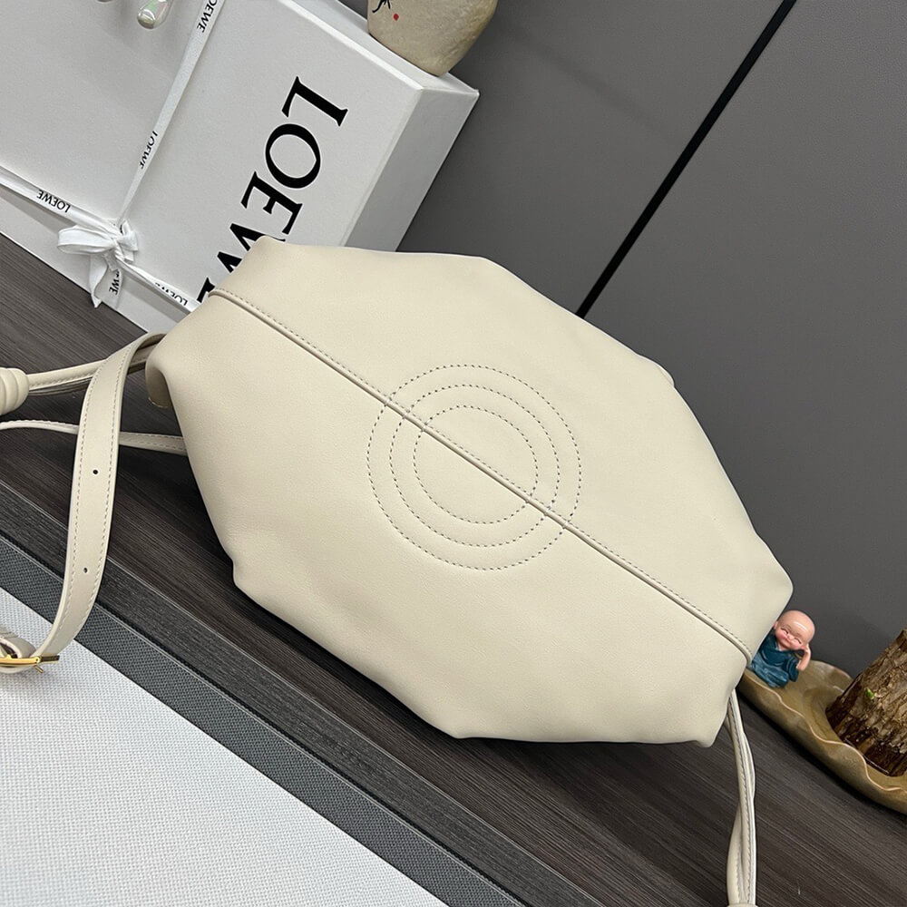 L0ew* Small Paseo bag in shiny nappa calfskin(high-end grade)