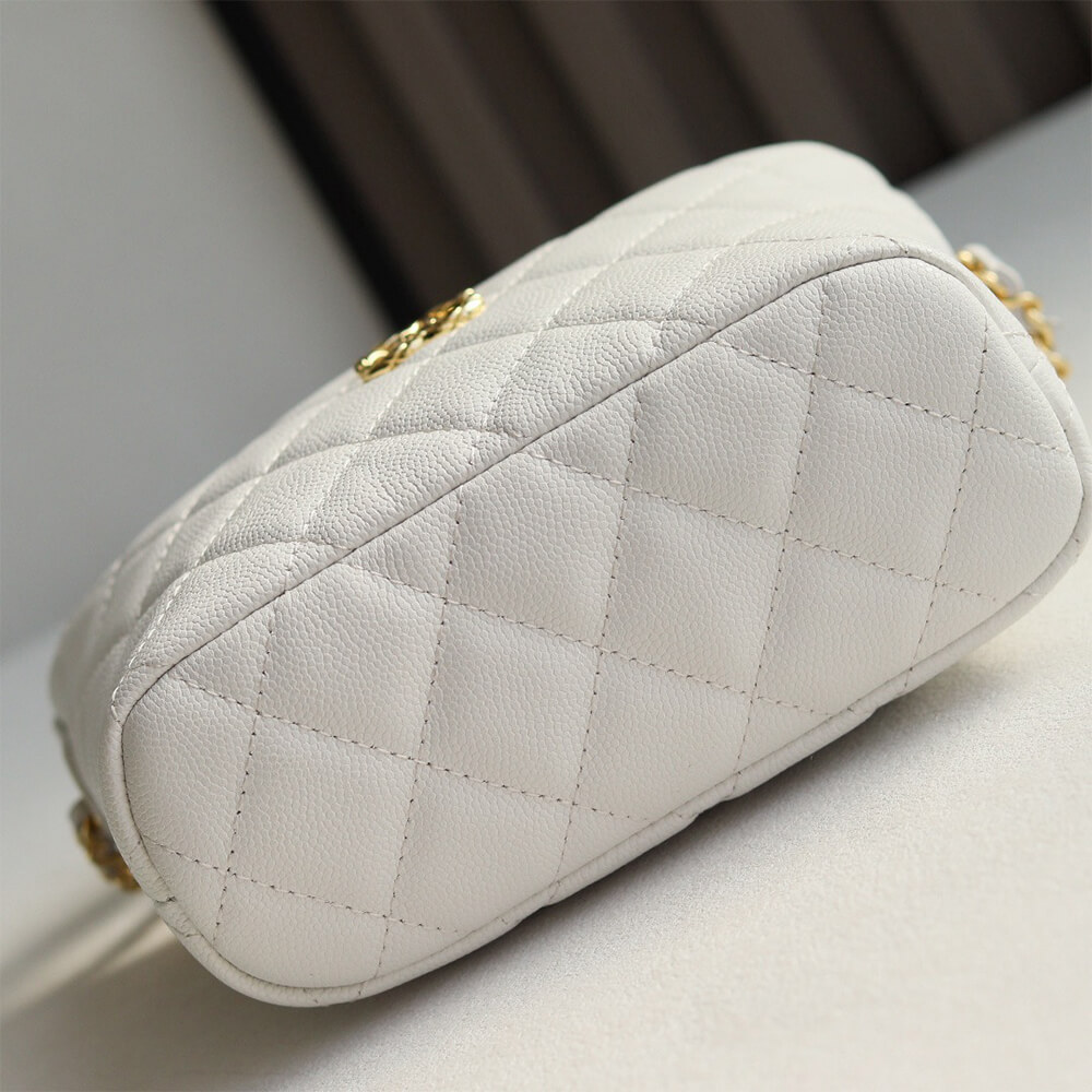 Ch**el Clutch with Chain(HIGH-END GRADE)
