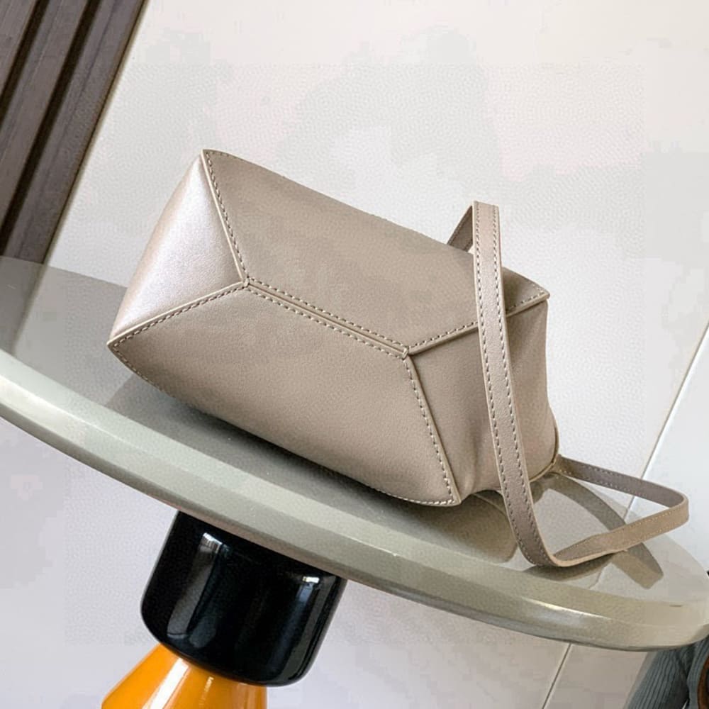 L0ew* Mini Puzzle Fold tote in shiny calfskin(HIGH-END GRADE)