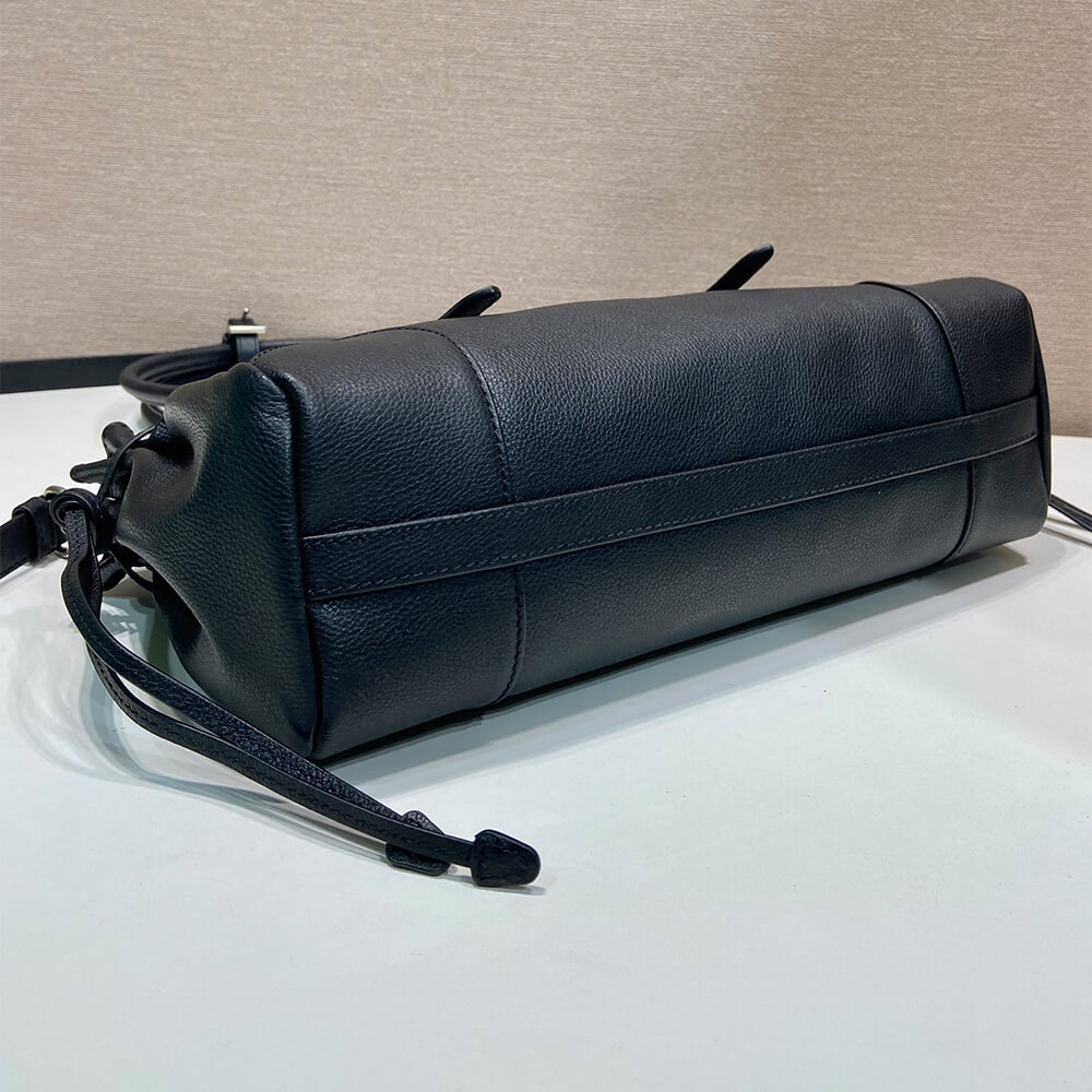 Pra*a Bonnie medium antiqued leather tote bag(HIGH-END GRADE)