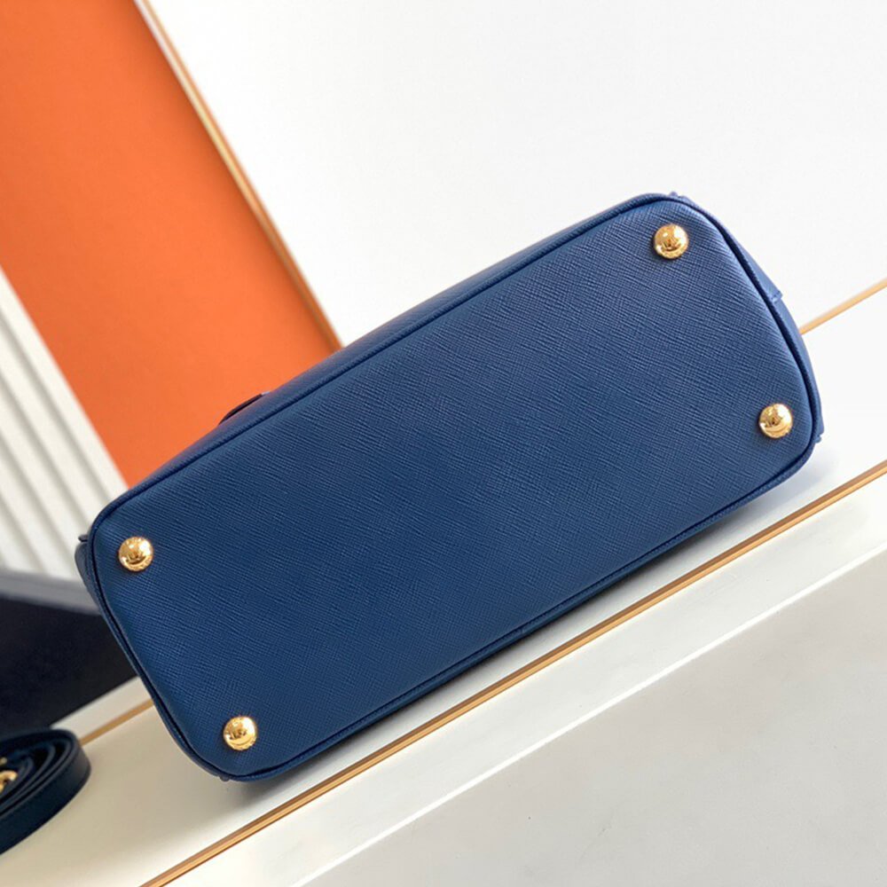 Medium Pra*a Galleria Saffiano leather bag