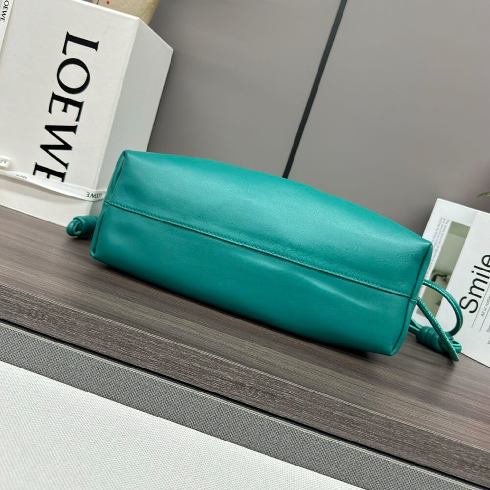 L0ew* Medium Flamenco purse in mellow nappa lambskin