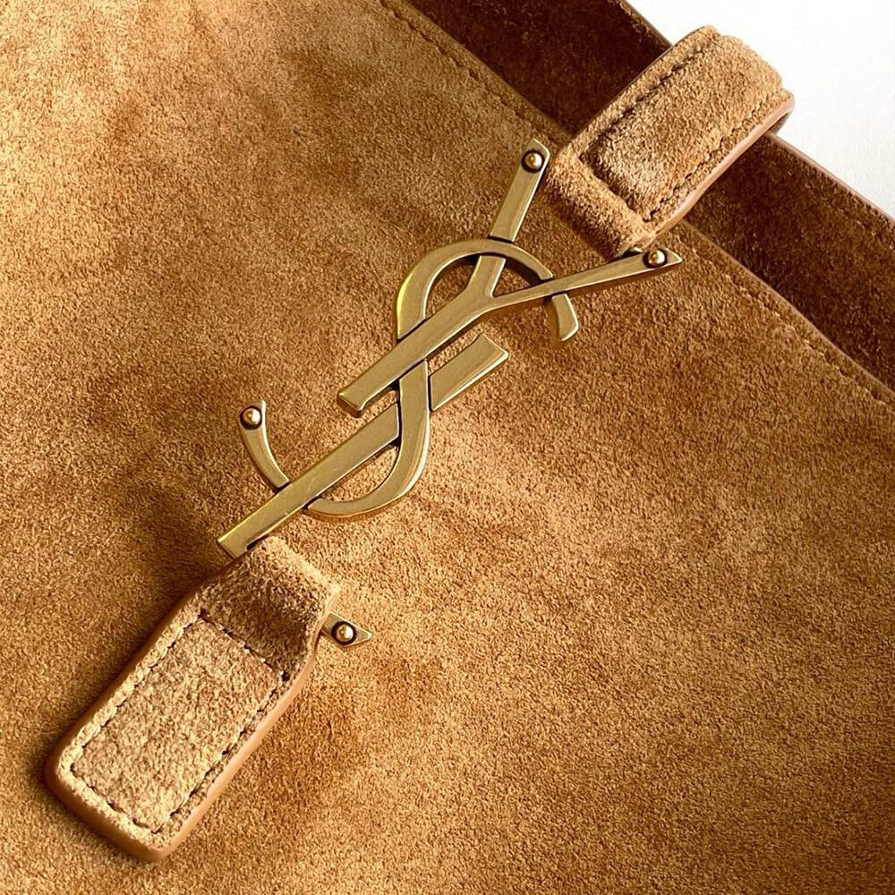 Y51 LE 5 ?? 7 S*pple SUEDE