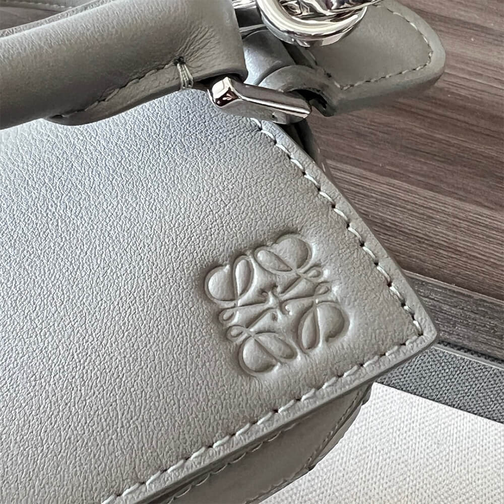 L0ew* Mini Puzzle bag