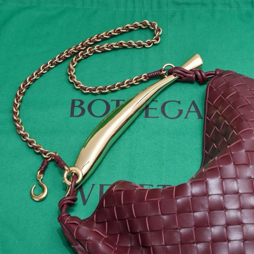 B0tt*ga Ven*ta Sardine With Chain