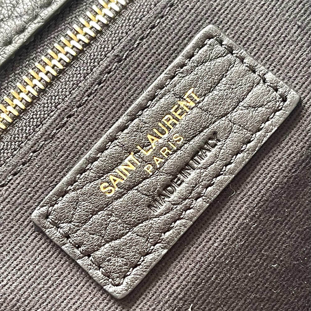 Y51 Calypso large in grained lambskin