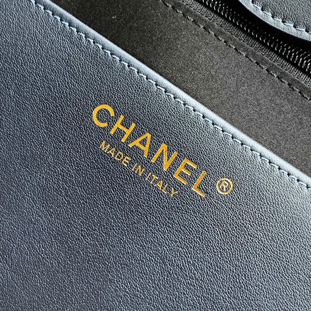 Ch**el MAXI SHOPPING BAG(HIGH-END GRADE)