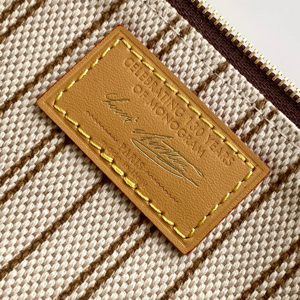 LV Pochette Accessoires