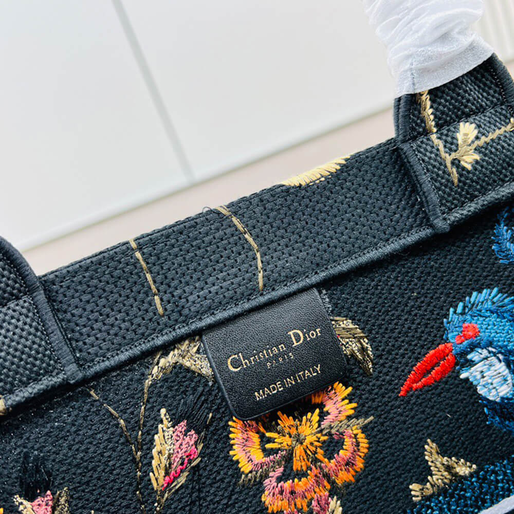 LARGE D10r BOOK TOTE