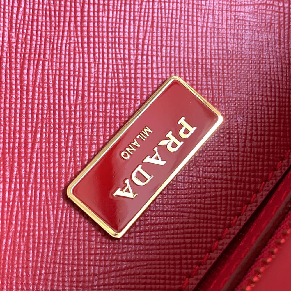 Medium Pra*a Galleria Saffiano leather bag