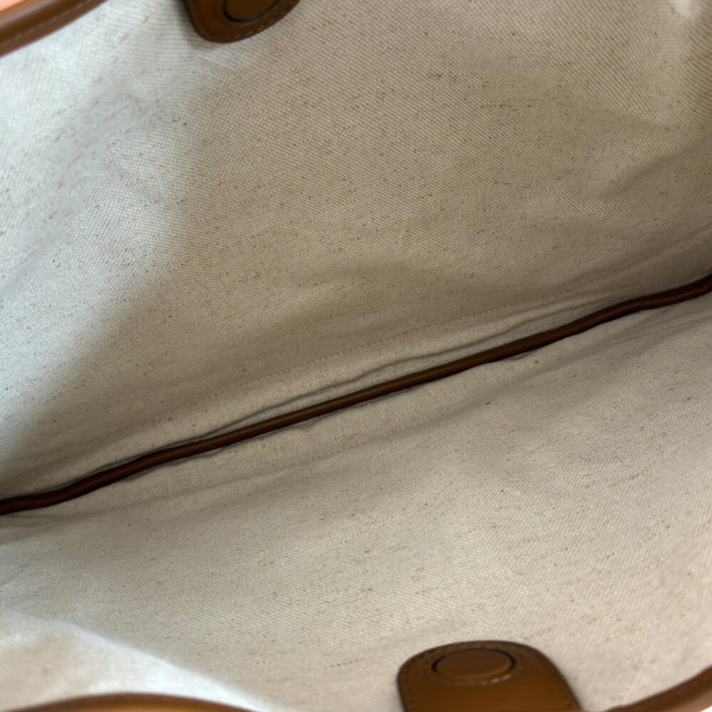 Gvc*1 B medium shoulder bag
