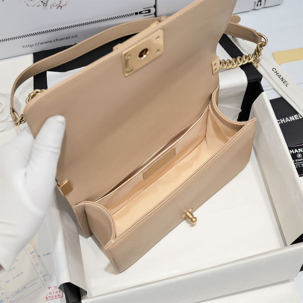 Chevron Boy Ch**el Handbag