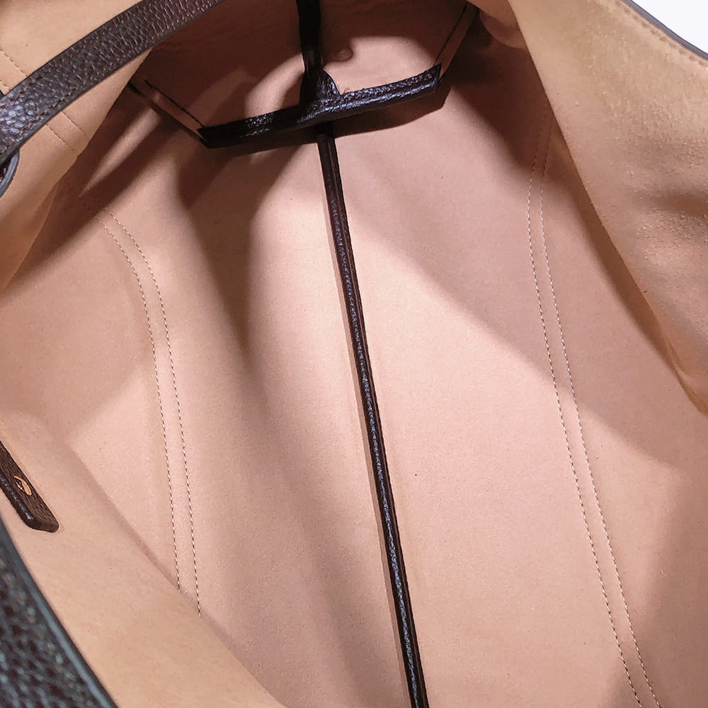 Gvc*1 Softbit maxi shoulder bag(HIGH-END GRADE)