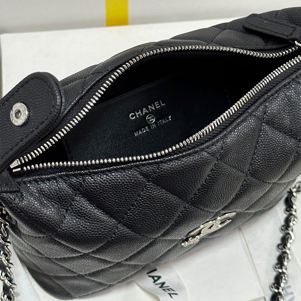Ch**el Clutch with Chain(HIGH-END GRADE)
