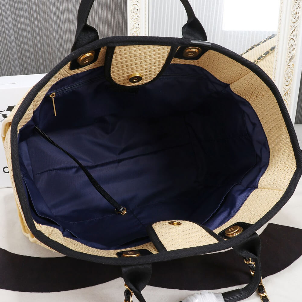 Ch**el MEDIUM DEAUVILLE TOTE