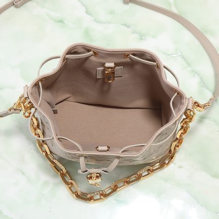 LV Coussin Bucket
