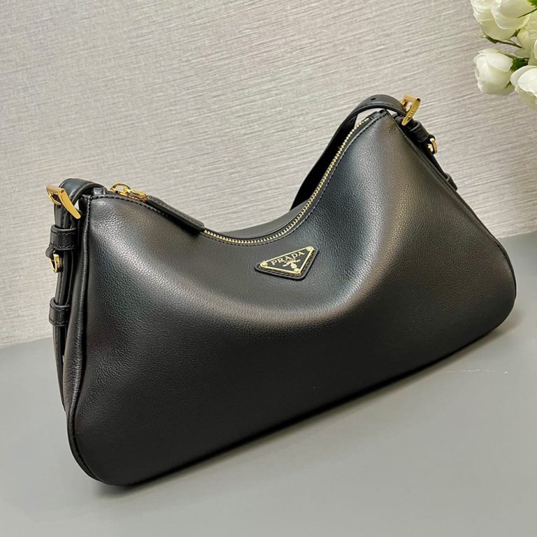 Pra*a Aimee medium leather shoulder bag
