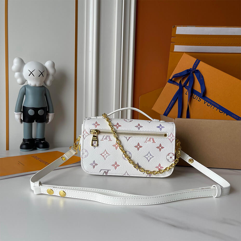 LV Pochette East West