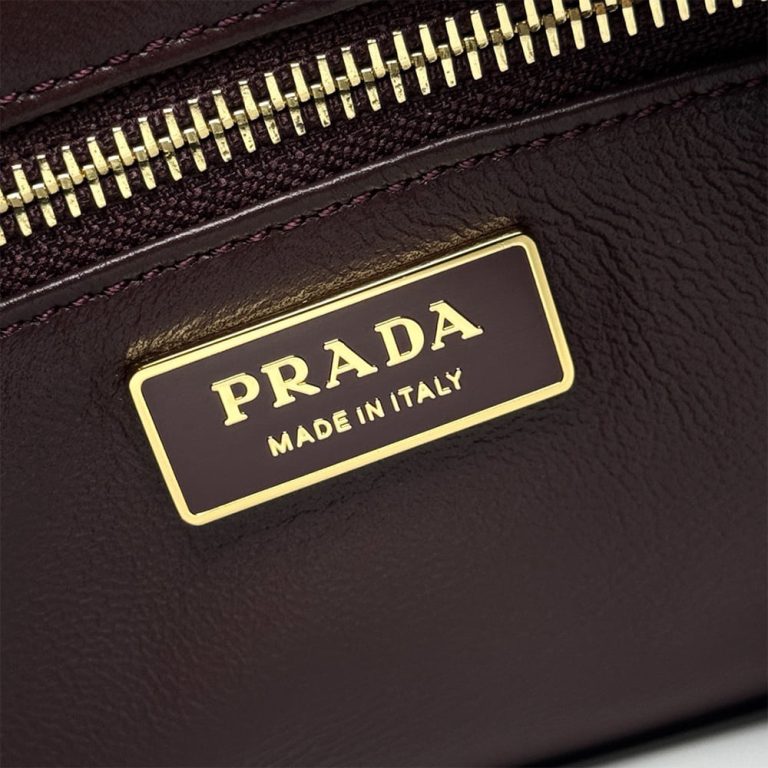 Pra*a Aimee medium leather shoulder bag