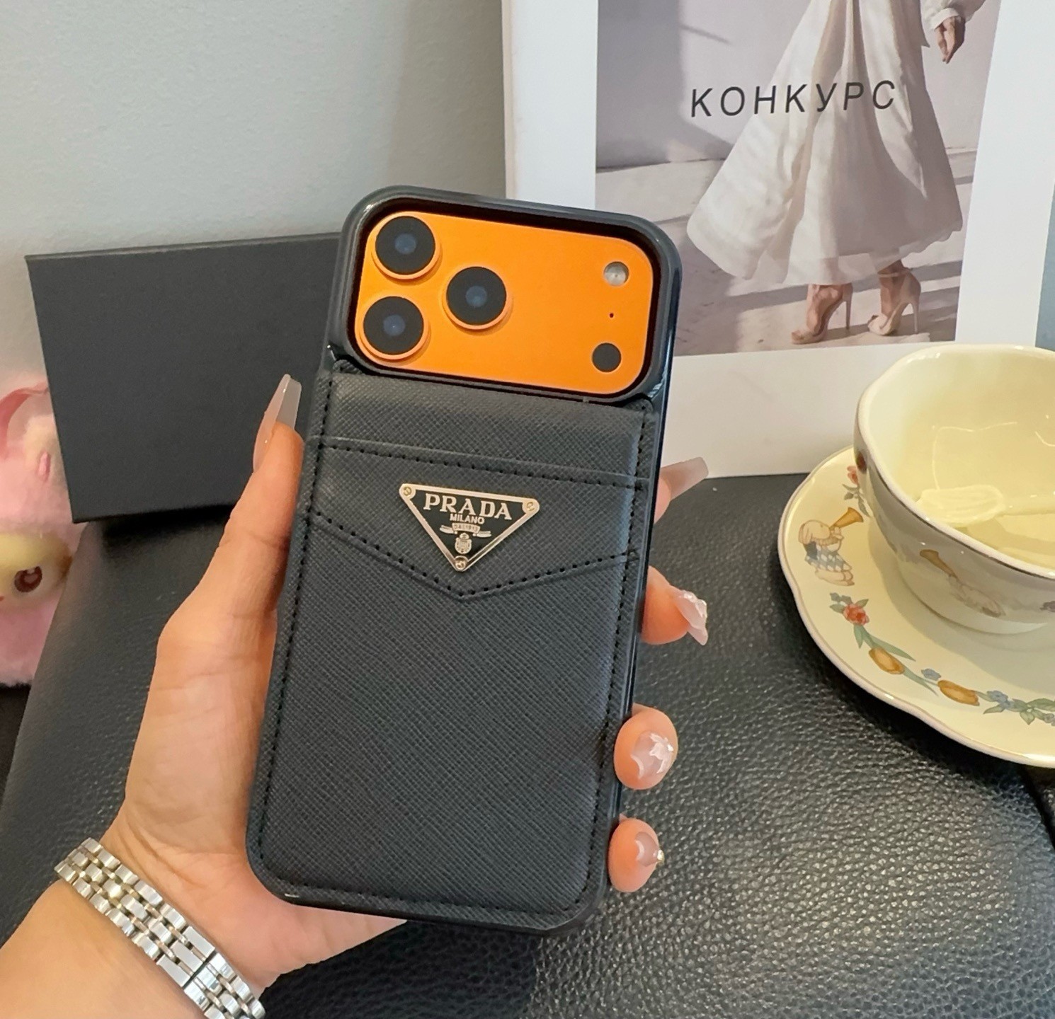 Pra*a 2-in-1 phone case