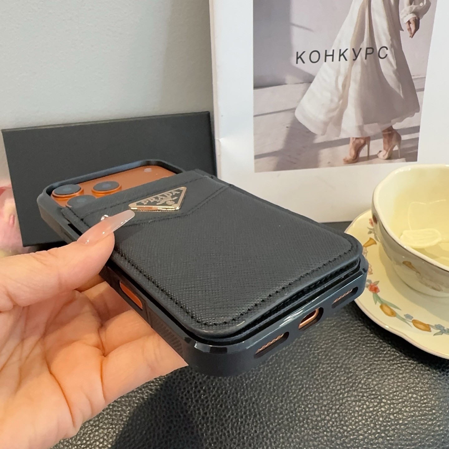 Pra*a 2-in-1 phone case