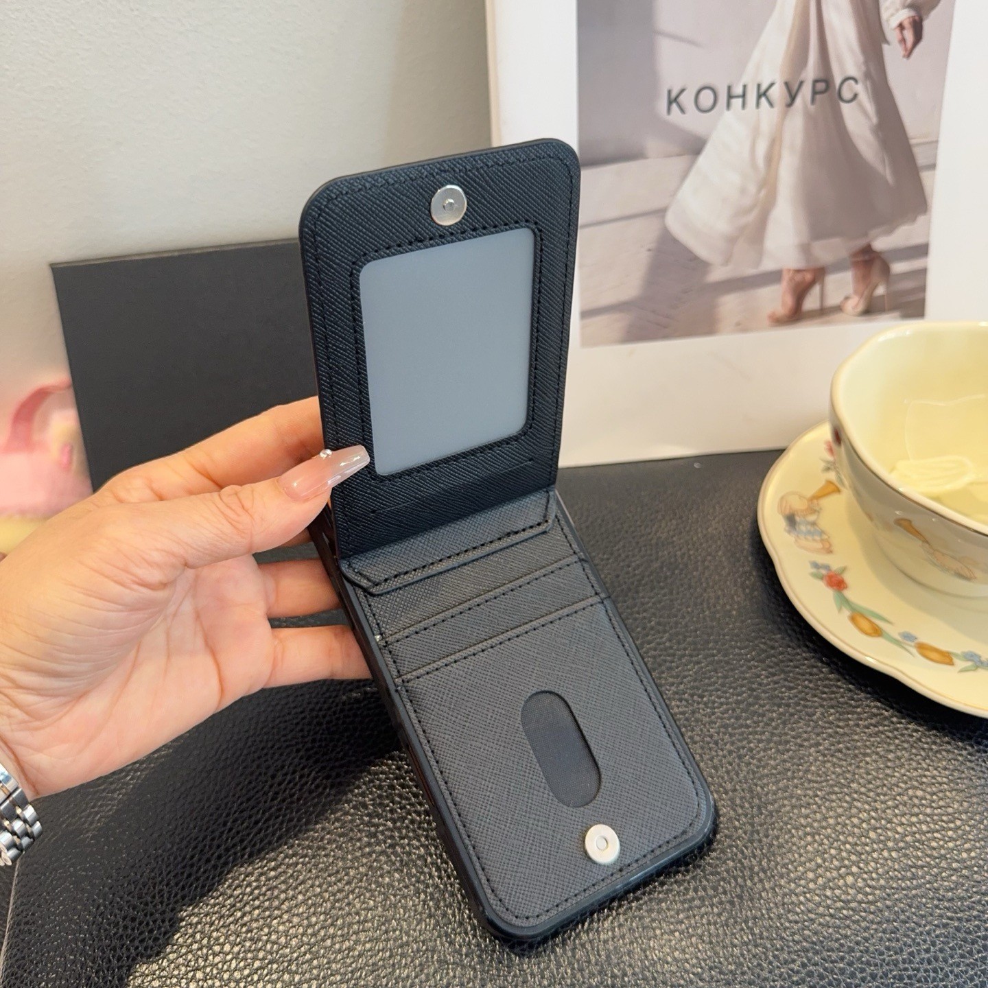 Pra*a 2-in-1 phone case