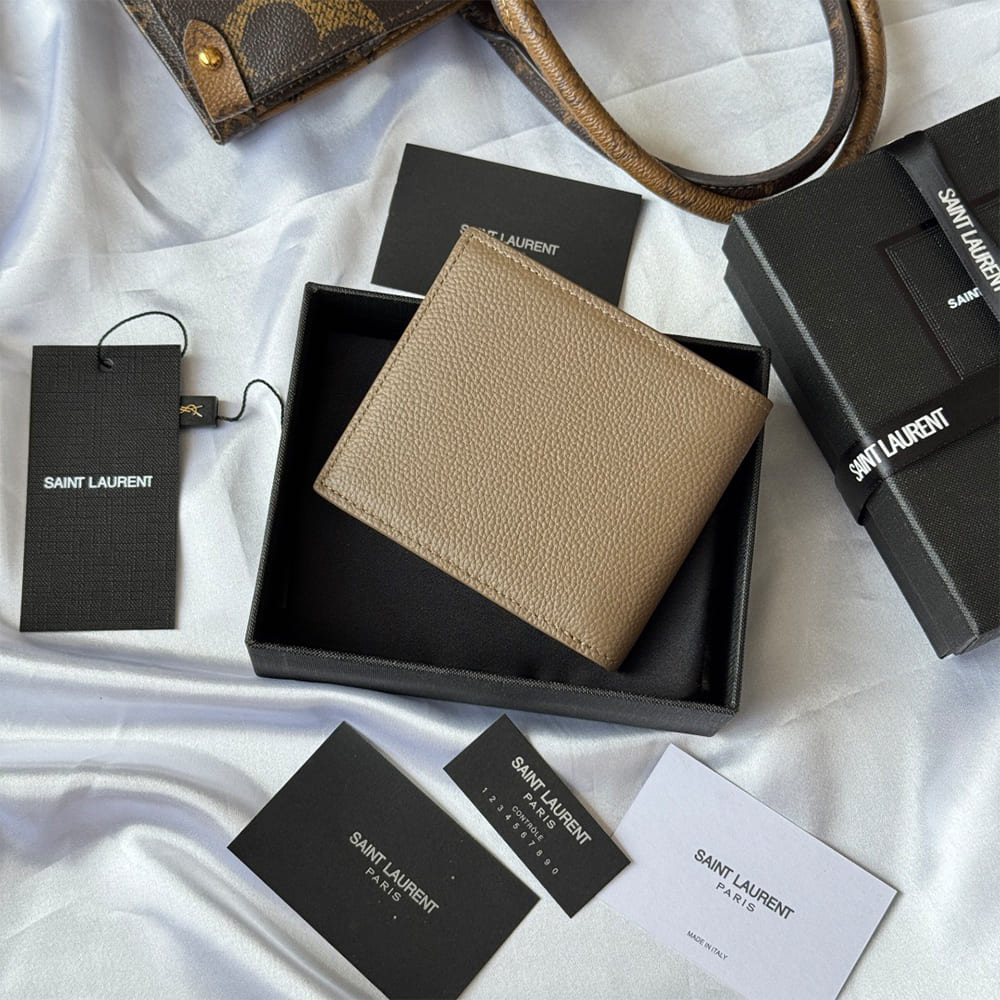 TINY CASSANDRE EAST/WEST WALLET IN GRAINED LEATHER(HIGH-END GRADE)