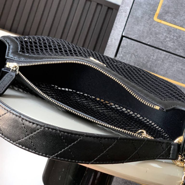 Ch**el Clutch with Chain(HIGH-END GRADE)